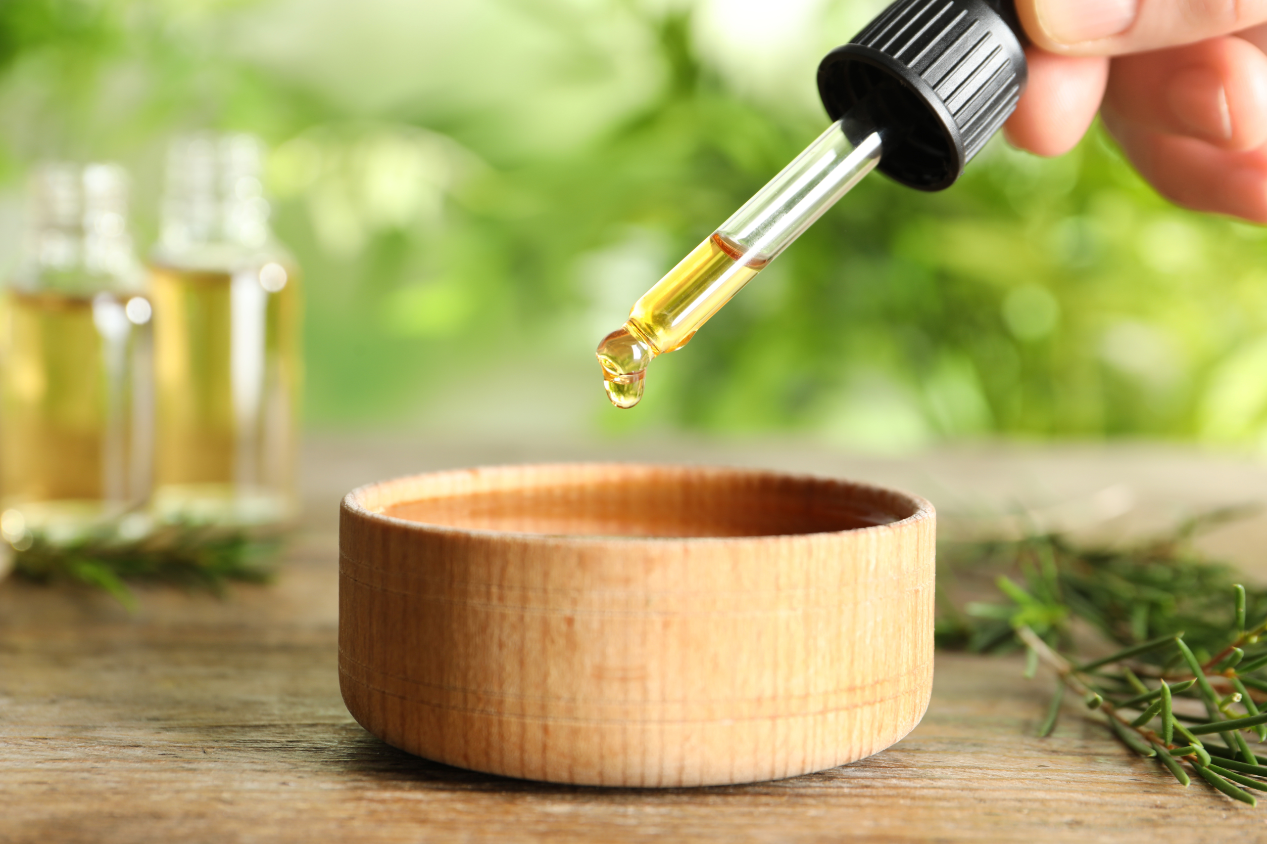 Tea tree oil or salicylic acid