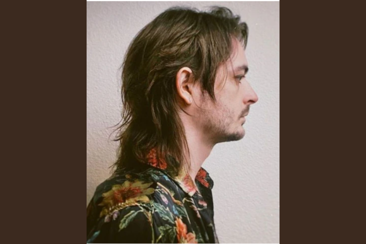 Textured Shoulder-Length Cut