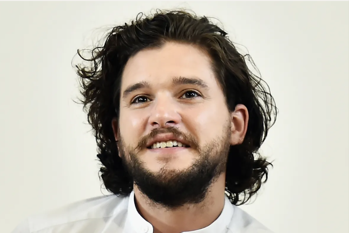 Kit Harington – The Shoulder-Length Curls